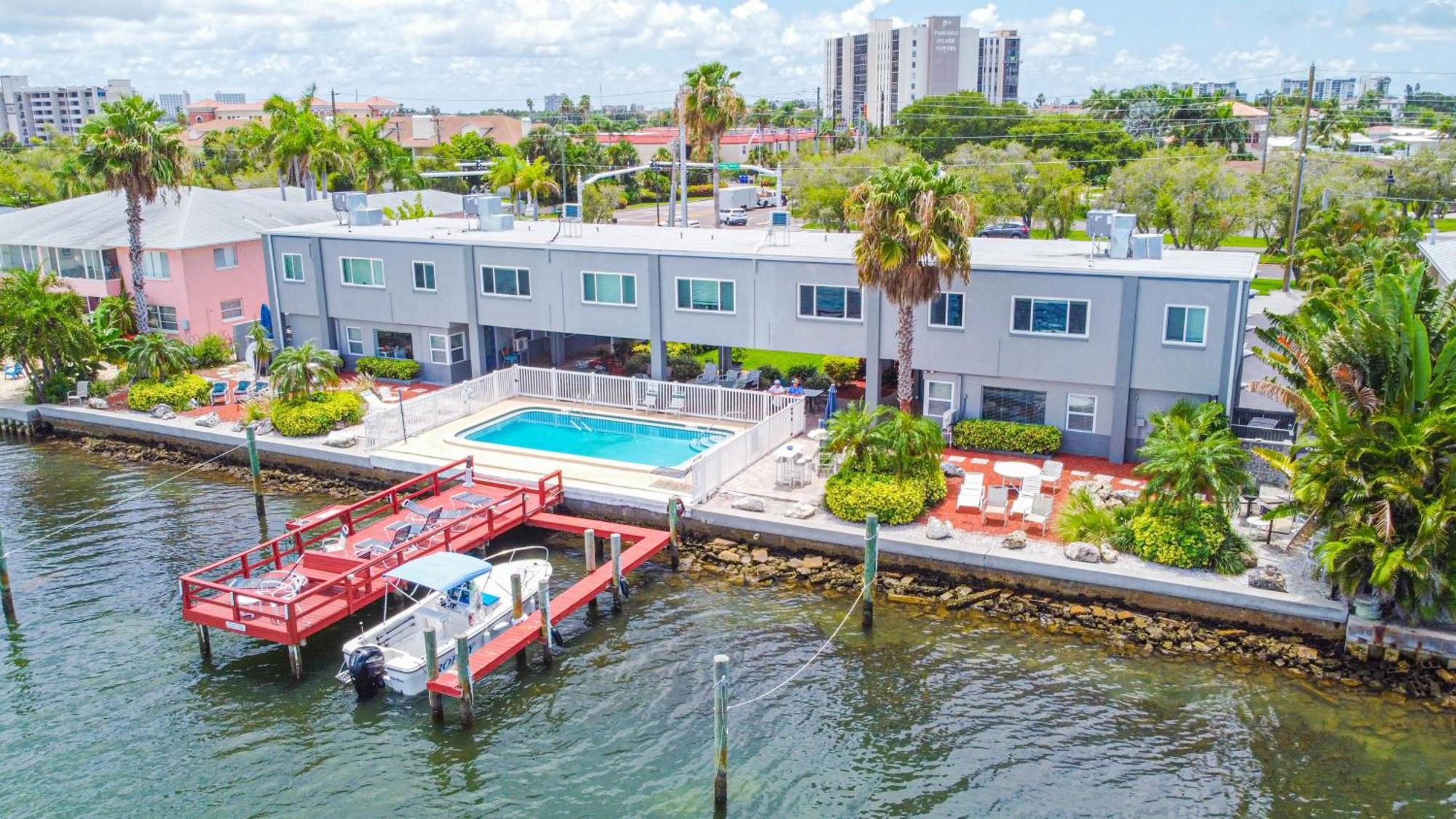 107-Waterfront-Walk To Beach-Lovely St. Pete Beach Exterior foto